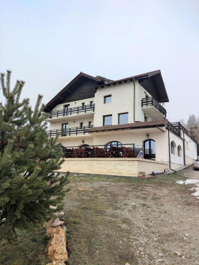 Hotel La Rocca Fundata Esterno foto