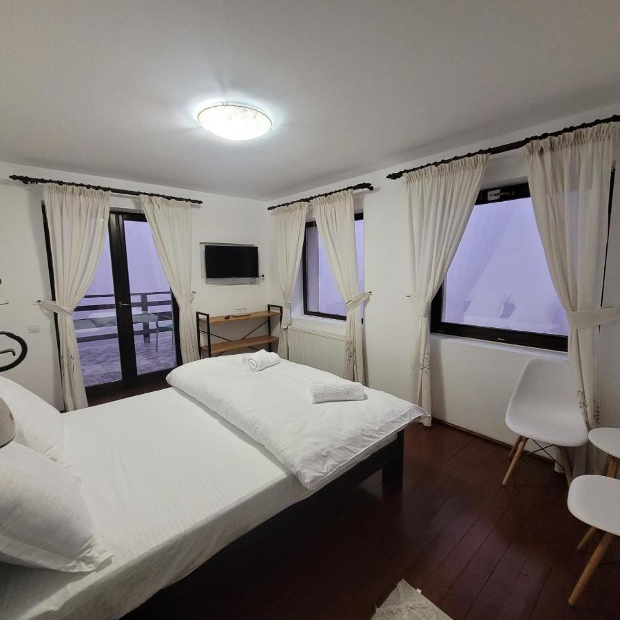 Hotel La Rocca Fundata Esterno foto