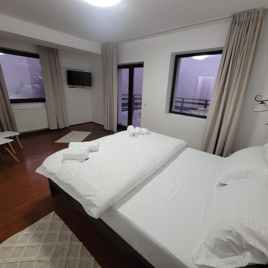 Hotel La Rocca Fundata Esterno foto