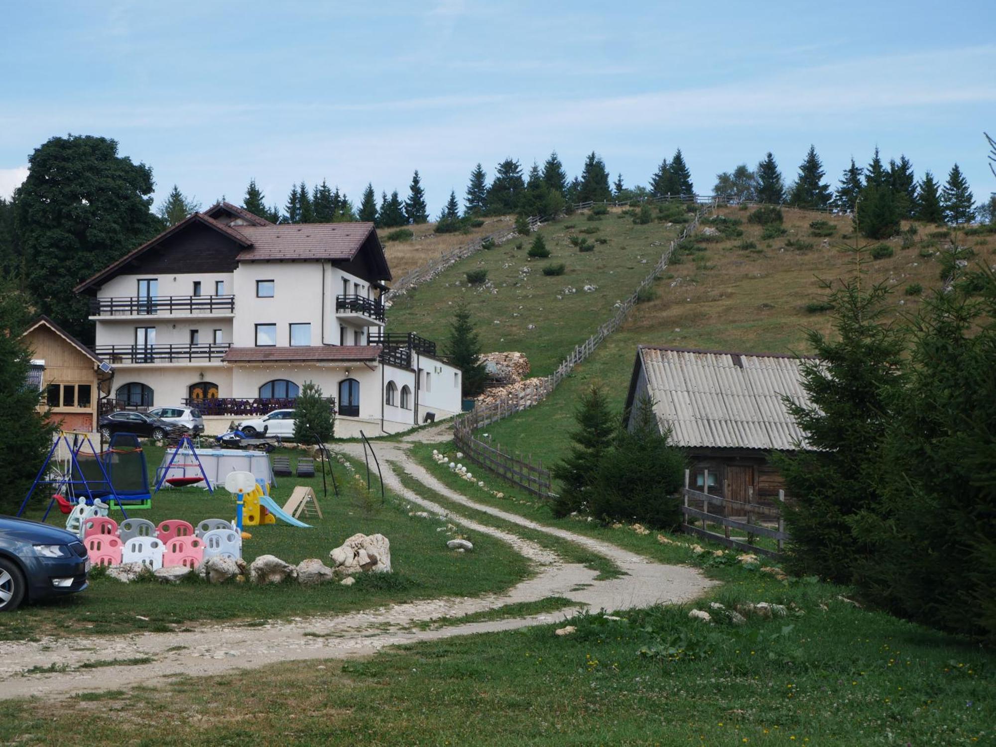Hotel La Rocca Fundata Esterno foto